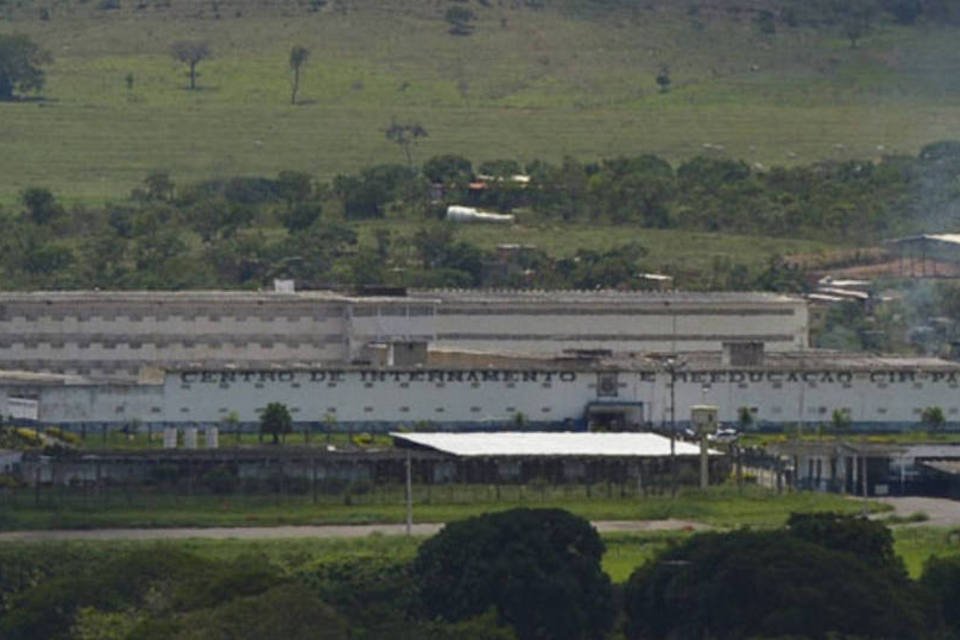 MP defende isonomia entre mensaleiros e demais detentos