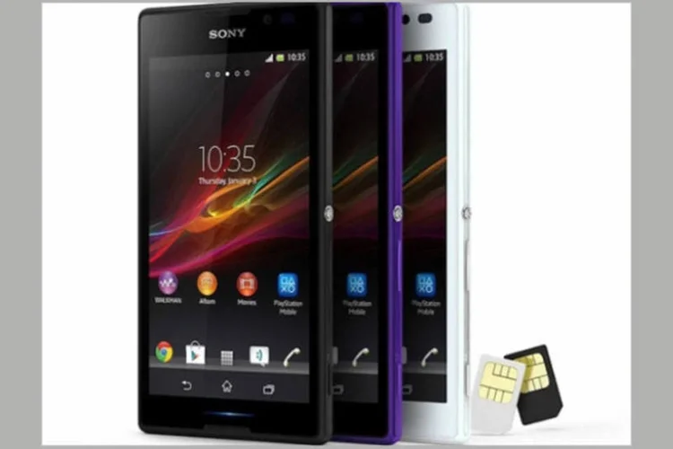 Sony Xperia C: aparelho tem tela de 5 polegadas, suporte a dois chips de operadoras, processador quad core de 1,2 GHz, sistema Android Jelly Bean 4.2 e conectividade 3G (Sony Xperia C)
