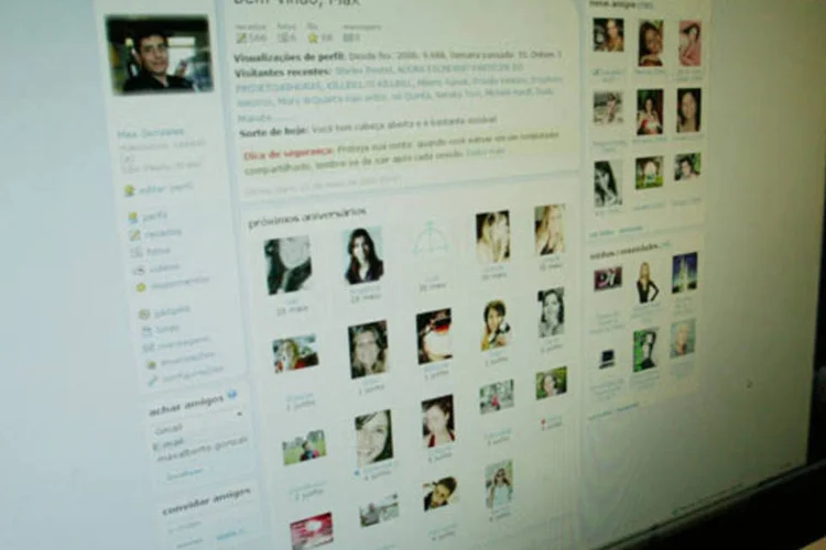 Tela inicial antiga do Orkut: rede social agora pode ser atualizada pelo celular (INFO)
