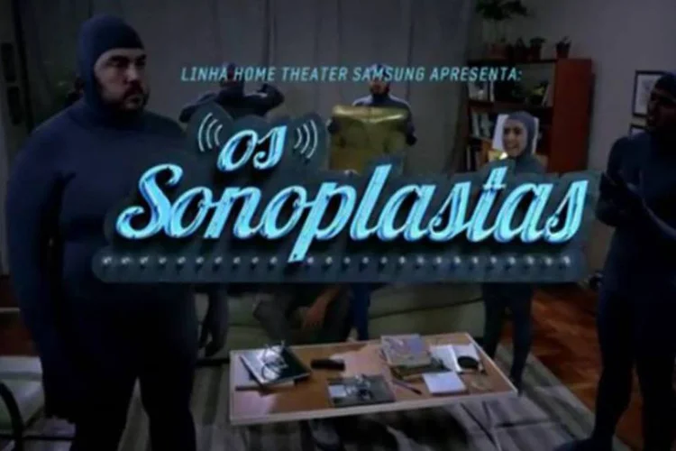 No episódio, atores dramatizam as funções de cada uma das caixas acústicas que compõem o sistema do home theater interpretando os sons de um filme de terror (Reprodução)