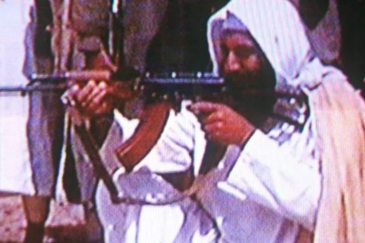 Bin Laden aproveitou no princípio seu potencial financeiro para apoiar os grupos insurgentes (Getty Images)