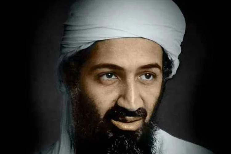 
	A&ccedil;&atilde;o compara cigarro com ditadores como Osama Bin Laden, verdadeiros sin&ocirc;nimos de guerras e mortes
 (Divulgação/ CNCT da França)