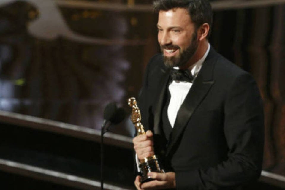 Irã diz que "Argo", vencedor do Oscar, é fraco e "anti-Irã"