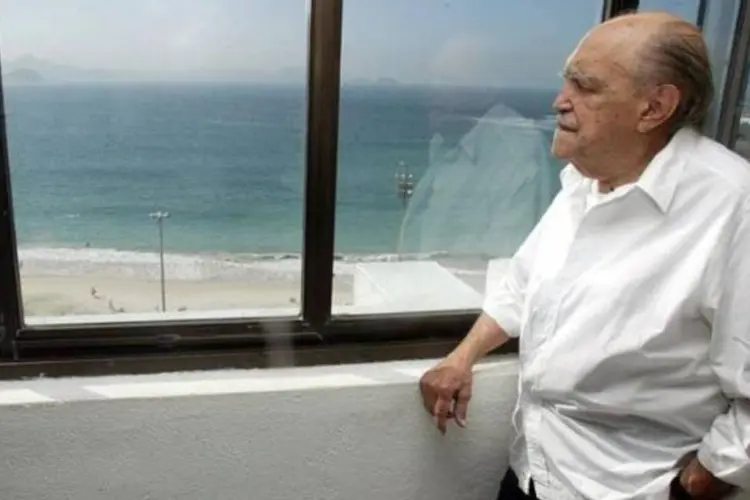 
	O arquiteto Oscar Niemeyer: Niemeyer, que completaria 105 anos no dia 15 deste m&ecirc;s, morreu &agrave;s 21h55 de ontem (5)
 (Sergio Moraes/Reuters)