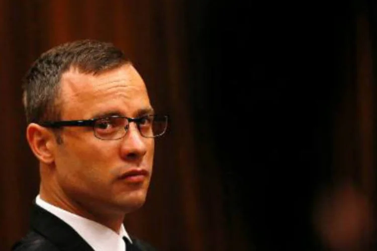
	O atleta paral&iacute;mpico Oscar Pistorius: &quot;eu posso sentir o cheiro de sangue. Eu acordo aterrorizado&quot;
 (Siphiwe Sibeko/AFP)