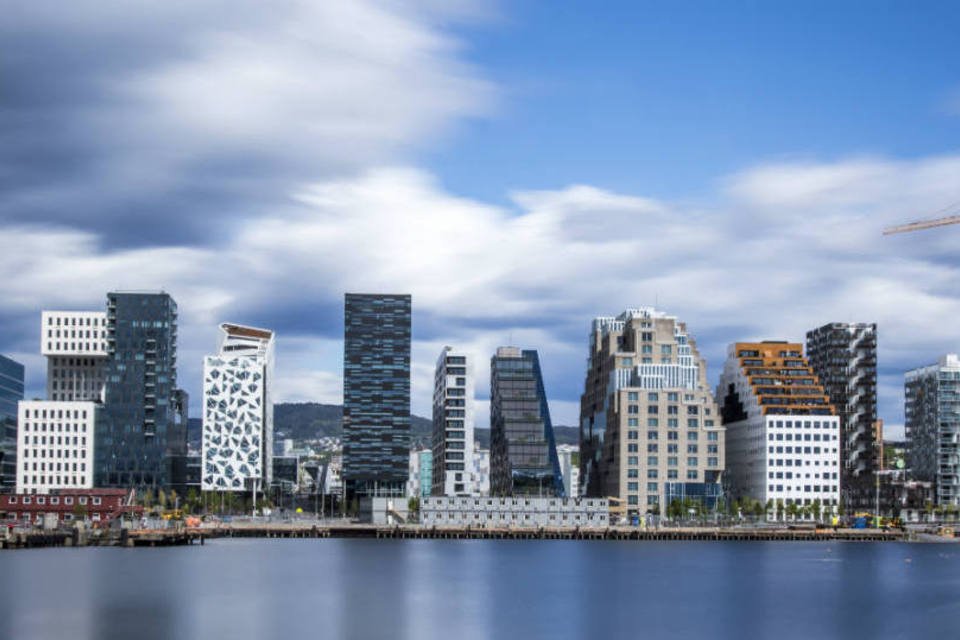 Oslo, capital da Noruega, quer se livrar dos carros até 2019