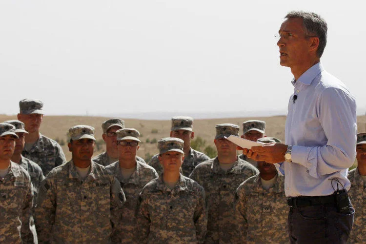 O secretário-geral da Otan, Jens Stoltenberg, durante visita ao Afeganistão (Osman Orsal/Reuters)