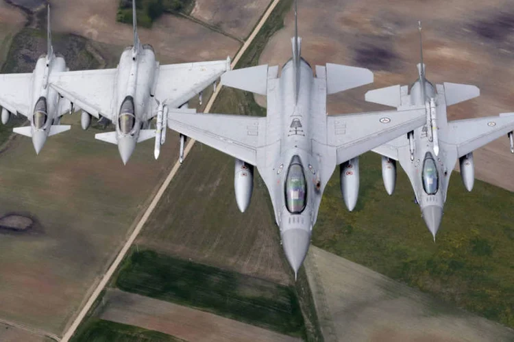 
	Otan: &quot;A Otan multiplica sua ret&oacute;rica agressiva e seus atos agressivos pr&oacute;ximo de nossas fronteiras&quot;, denunciou Putin
 (Ints Kalnins / Reuters)