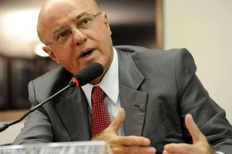 
	O almirante Othon Luiz Pinheiro da Silva est&aacute; preso desde o final de julho sob suspeita de receber propinas nas obras de Angra 3
 (Agência Câmara)