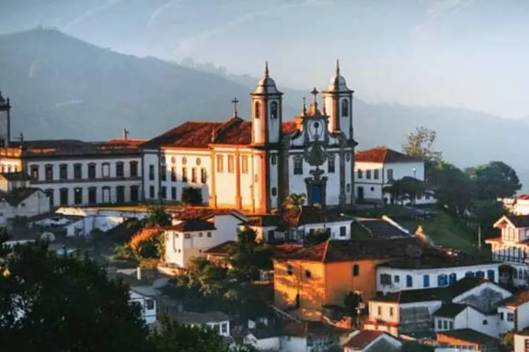
	Ouro Preto:&nbsp;o incentivo ao turismo nas cidades hist&oacute;ricas brasileiras est&aacute; no contexto do Plano Nacional do Turismo (2013-2016).
 (Song Wei Wei/Latinstock/Divulgação)