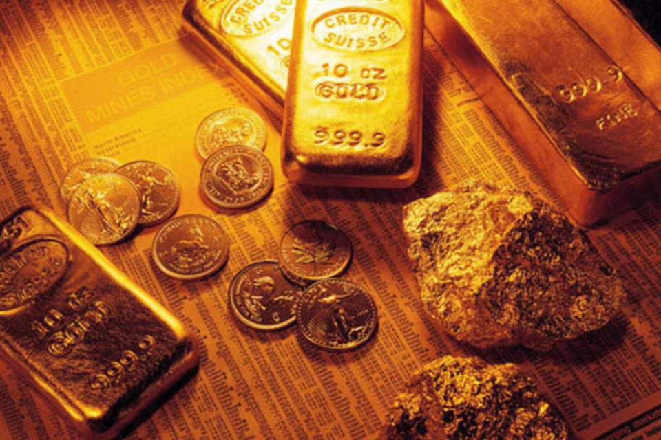 Receio com liquidez faz ouro fechar abaixo de US$ 1.600