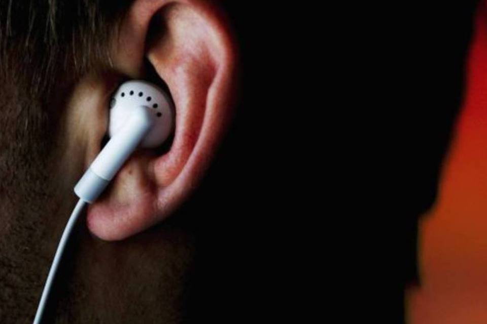 Justiça dos EUA cobra US$ 222 mil de mulher que baixou mp3