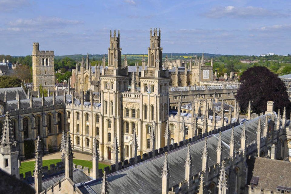 Universidade de Oxford suspende doações e patrocínios da Huawei