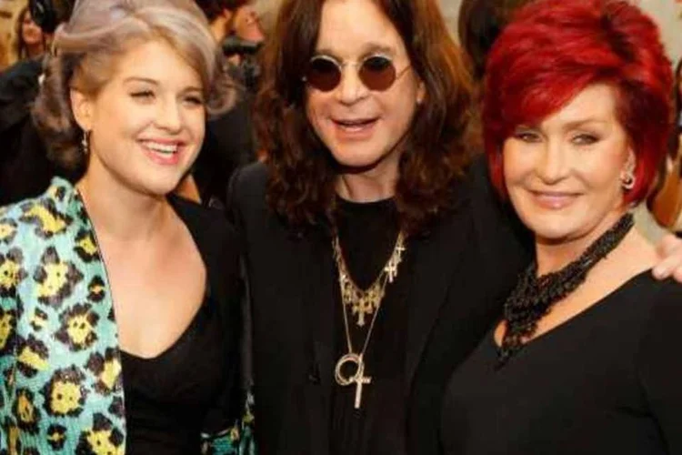 Os Osbournes: Ozzy, Sharon e a filha Kelly devem impostos à Receita americana (Christopher Polk/Getty Images)