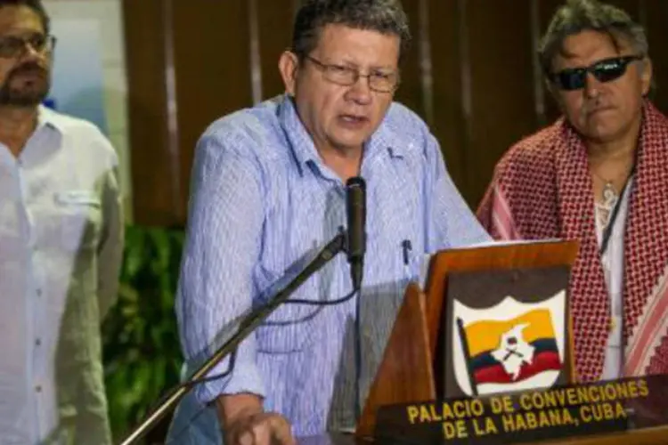 Pablo Catatumbo: "não vale a pena prolongar a guerra para que alguns militares belicistas e corruptos enriqueçam através de contratos ao custo da tragédia nacional" (AFP)