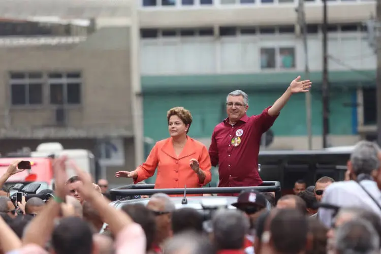 
	Padilha e Dilma: segundo o ex-ministro, a campanha vai continuar intensa at&eacute; o &uacute;ltimo momento poss&iacute;vel
 (Paulo Pinto/Analítica)