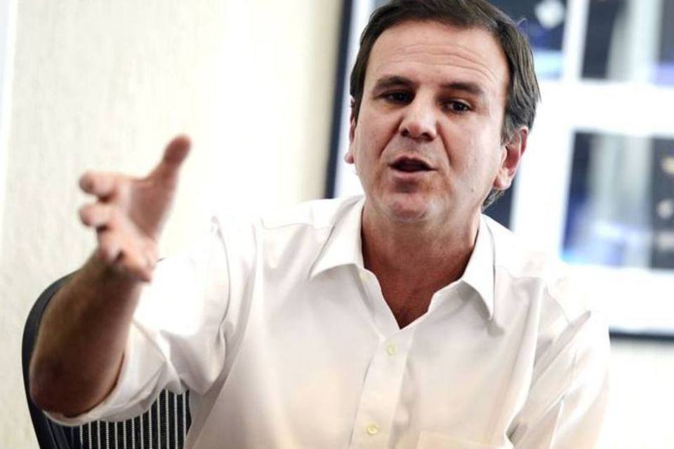 
	Eduardo Paes: justi&ccedil;a viu fins eleitoreiros no repasse de R$ 150 milh&otilde;es para o Comit&ecirc; Organizador Rio 2016
 (Tânia Rêgo/Agência Brasil)