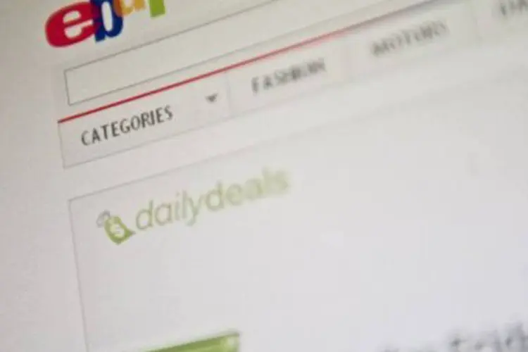 O site eBay suspendeu as vendas de sorbitol após a morte de uma jovem (©AFP / Nicholas Kamm)