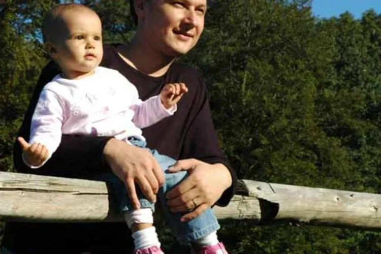 Efeito filha: Diferença de salários entre homens e mulheres caiu até 3% depois do nascimento da filha do CEO (Stock.xchng)