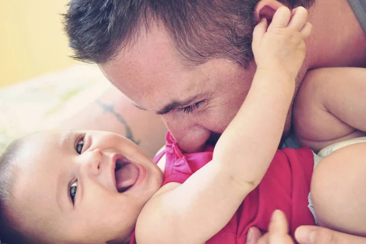 
	Pai e filha: decreto regulando licen&ccedil;a-paternidade de 20 dias no servi&ccedil;o p&uacute;blico foi publicado no Di&aacute;rio Oficial da Uni&atilde;o.
 (Thinkstock)