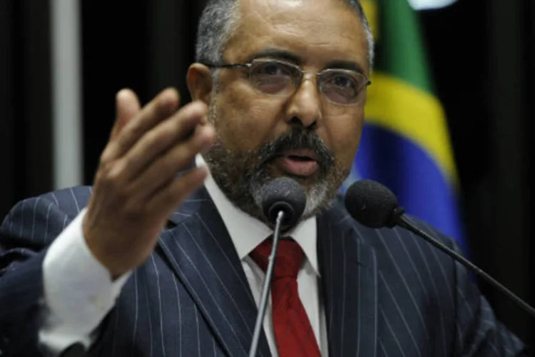 Paulo Paim: para o senador, o discurso de Temer não conseguiu convencer a população de que ele é inocente (Beto Oliveira/Senado/Agência Senado)