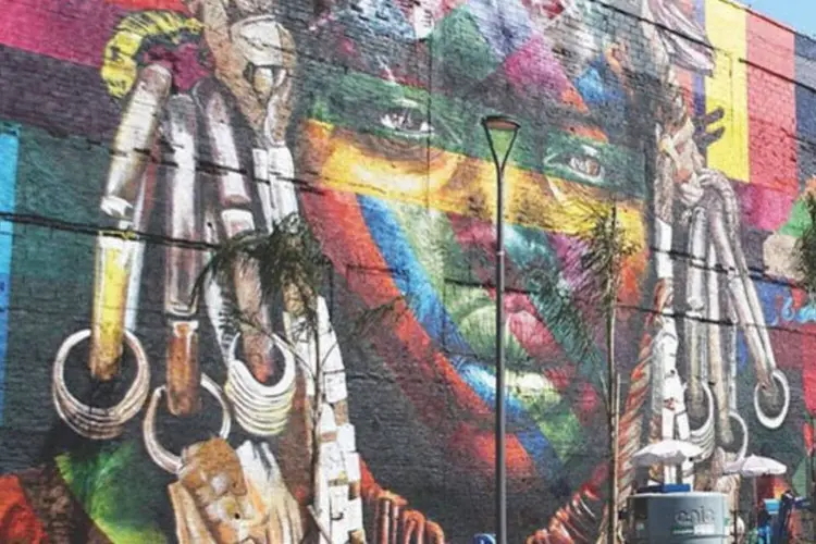 
	Grafite de Eduardo Kobra, na Avenida Rodrigues Alves, 211: al&eacute;m das obras cl&aacute;ssicas, os turistas e locais poder&atilde;o visitar outras recentes
 (Reprodução/Instagram/instawalkrio)