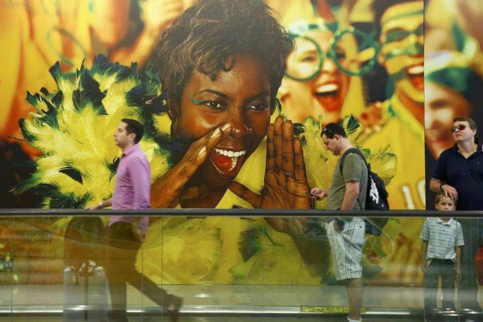 Ministro enaltece funcionamento dos aeroportos na Copa