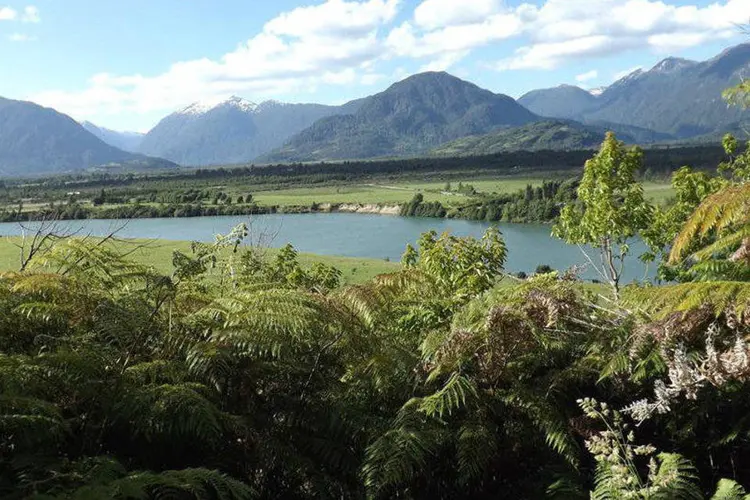 Vista da paisagem do Río Aysén, na Patagônia chilena (kavram/Thinkstock)