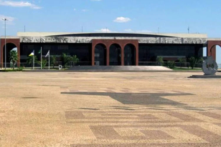 Palácio Araguaia, sede do governo de Tocantins: Palmas ainda vive fluxo migratório (Jorge Andrade/Wikimedia Commons)