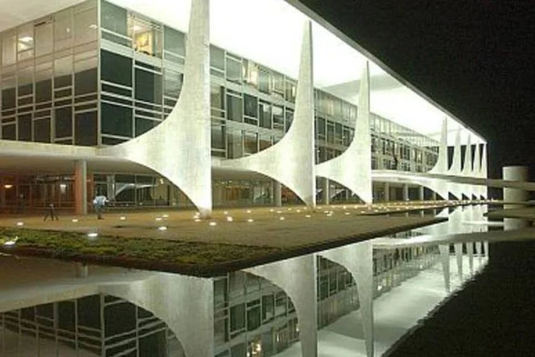 
	Pal&aacute;cio do Planalto: segundo fonte da Reuters, equipe do governo quer se preparar para a possibilidade de homologa&ccedil;&atilde;o do depoimento
 (.)