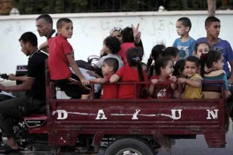 
	Guerra: dezenas de palestinos come&ccedil;aram a partir durante o confito de julho e agosto
 (Thomas Coex/AFP)