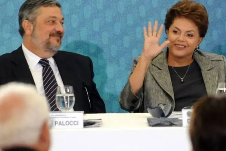 Palloci e Dilma: risco maior para o governo é uma eventual perda de força do ministro-chefe da Casa Civil (Wilson Dias/Agência Brasil)