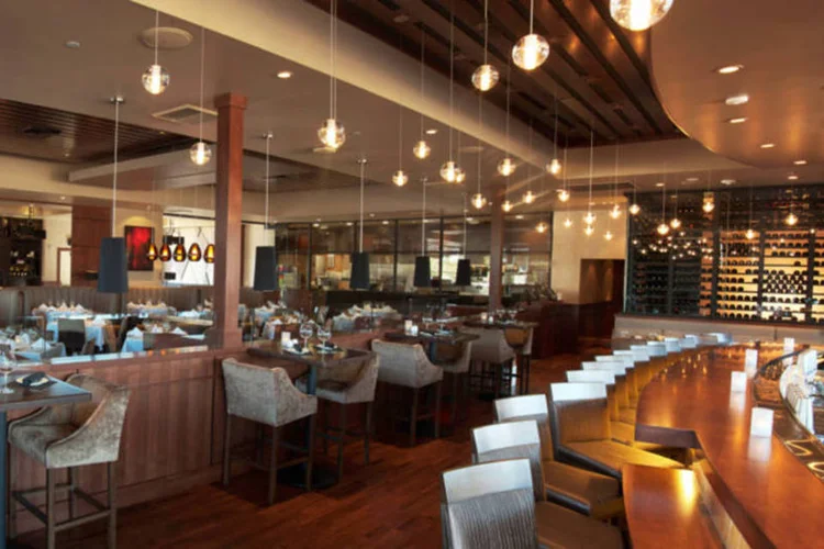 Fleming’s Steakhouse & Wine Bar, da Bloomin' Brands (Divulgação)