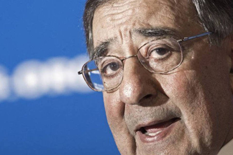 Panetta garante a Barak firme apoio dos EUA à segurança