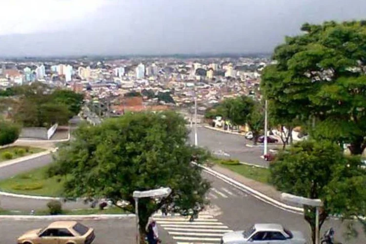 
	Panorama da cidade de Taubat&eacute;, no interior de S&atilde;o Paulo: explos&atilde;o na Secretaria Municipal de Servi&ccedil;os P&uacute;blicos n&atilde;o deixou feridos
 (Lucas H. R. Ataide/Wikimedia Commons)
