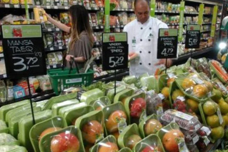 As vendas líquidas consolidadas do grupo totalizaram quase 7 bilhões de reais até março (.)