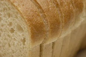Relatório aponta que teor alcoólico de pães poderia ser pego no bafômetro