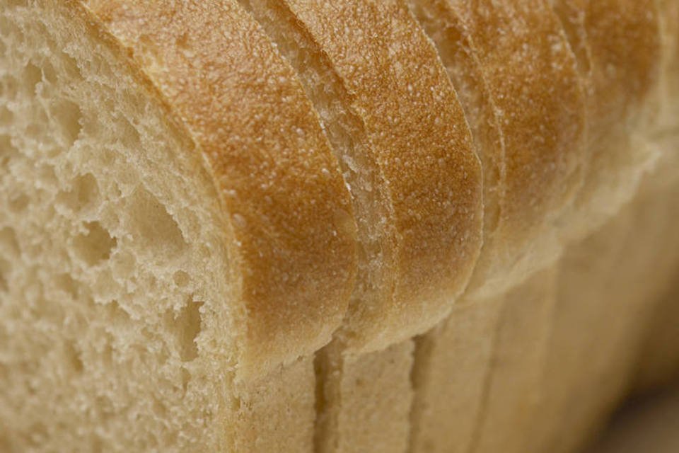 Relatório aponta que teor alcoólico de pães de forma poderia ser pego no bafômetro