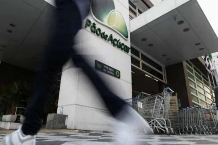 
	Grupo P&atilde;o de A&ccedil;&uacute;car: &agrave;s 10h39, as units da Via Varejo ca&iacute;am 5,48 por cento, a 22,59 reais, diante de varia&ccedil;&atilde;o negativa de 0,66 por cento do Ibovespa, &iacute;ndice do qual n&atilde;o fazem parte
 (Wikicommons)