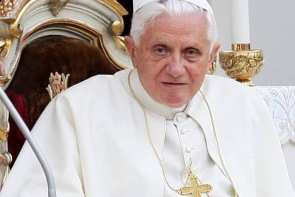 Papa critica governos que falharam em evitar crise