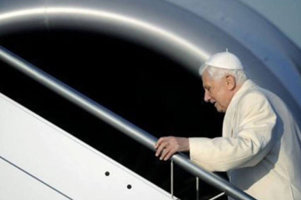 Papa critica a submissão incondicional às leis do mercado