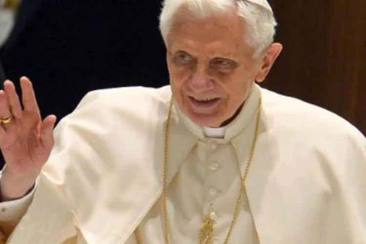 
	Bento XVI: papa em&eacute;rito disse ter por Francisco &quot;um sentimento de comunh&atilde;o profunda e de amizade&quot;
 (Vincenzo Pinto/AFP)