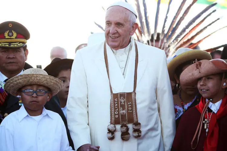 
	Francisco chegou ontem a Santa Cruz, depois da visita de cortesia ao presidente Evo Morales
 (REUTERS/Alessandro Bianchi)