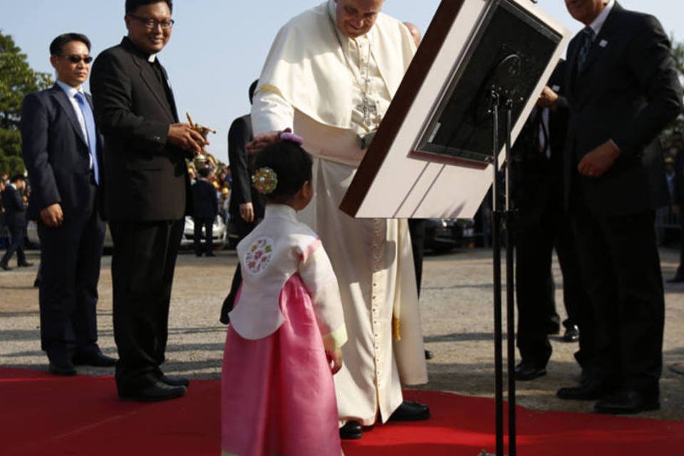 Papa pede a coreanos que rezem pela unificação da península
