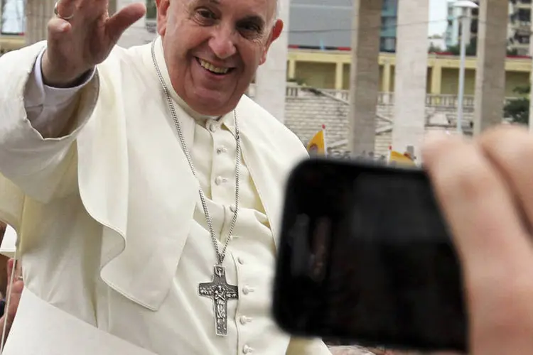 
	Papa Francisco: ele &eacute; o primeiro pont&iacute;fice jesu&iacute;ta da hist&oacute;ria da Igreja Cat&oacute;lica
 (Arben Celi/Reuters)