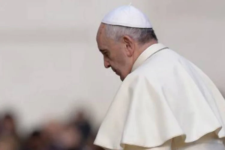 
	Papa Francisco: a peti&ccedil;&atilde;o, estimulada pelo cardeal ultraconservador americano Raymond Leo Burke e destinada ao papa Francisco, foi criada em janeiro
 (Filippo Monteforte/AFP)