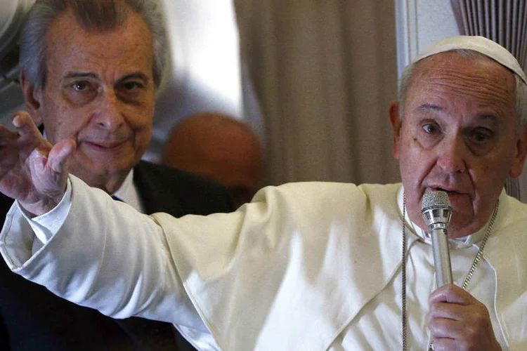 
	Papa Francisco: ele pronunciou as palavras ao iniciar uma em mem&oacute;ria dos arm&ecirc;nios massacrados entre 1915 e 1917, nos &uacute;ltimos anos do Imp&eacute;rio Otomano.
 (Stefano Rellandini/Reuters)