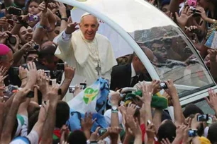 Imagem referente à matéria: Primeira viagem internacional do Papa Francisco foi ao Brasil