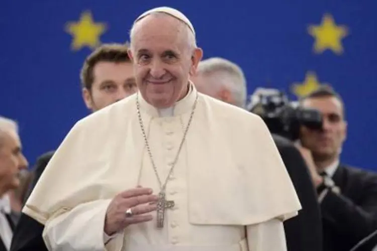 Papa Francisco é visto em 25 de novembro de 2014, em Estrasburgo, França (Patrick Hertzog/AFP)