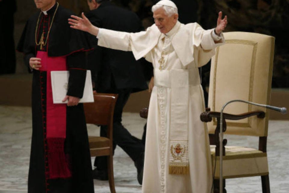 Conclave não elegerá novo Papa antes de 15 de março